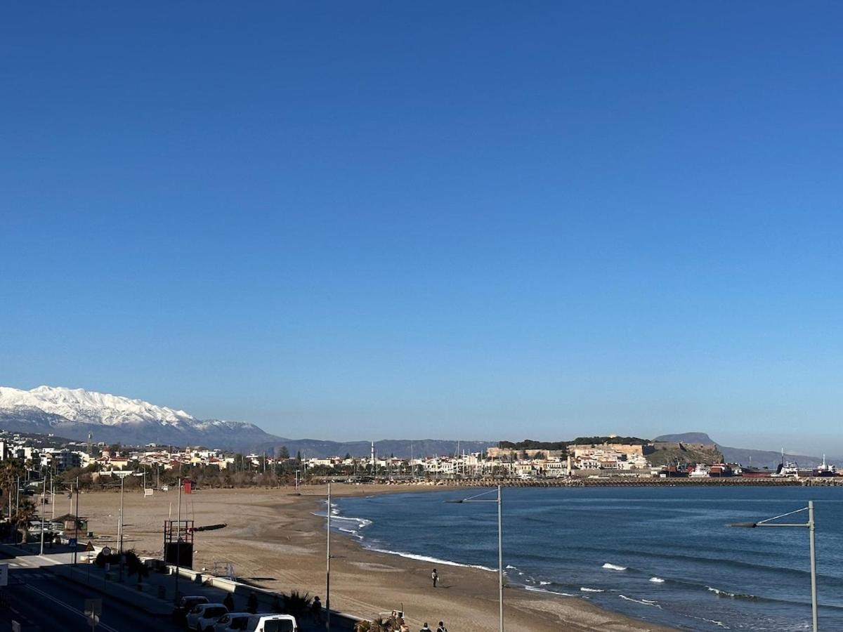 Akasha Waves Apartment Rethymno  Bagian luar foto