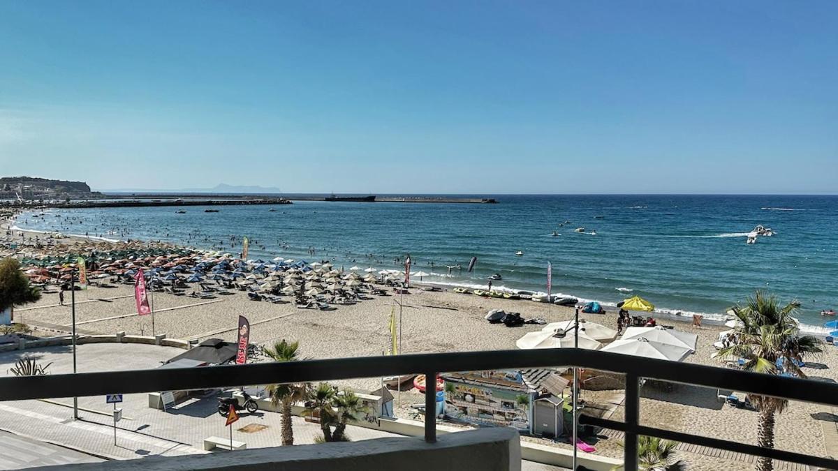 Akasha Waves Apartment Rethymno  Bagian luar foto