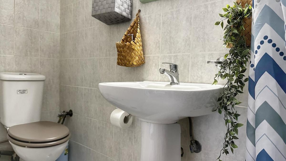 Akasha Waves Apartment Rethymno  Bagian luar foto