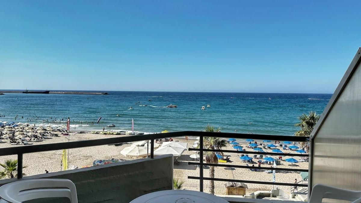 Akasha Waves Apartment Rethymno  Bagian luar foto